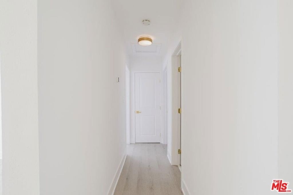 9620 Woodale Avenue - Photo 29