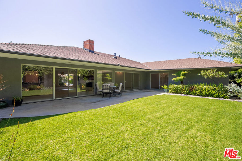 6125 Bedford Avenue - Photo 31