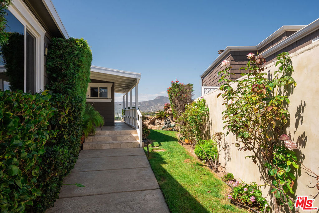 29500 Heathercliff Road - Photo 2