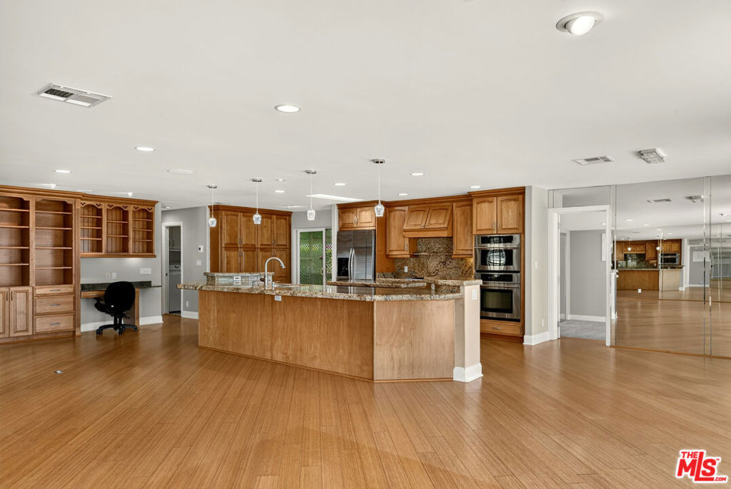 29500 Heathercliff Road - Photo 8