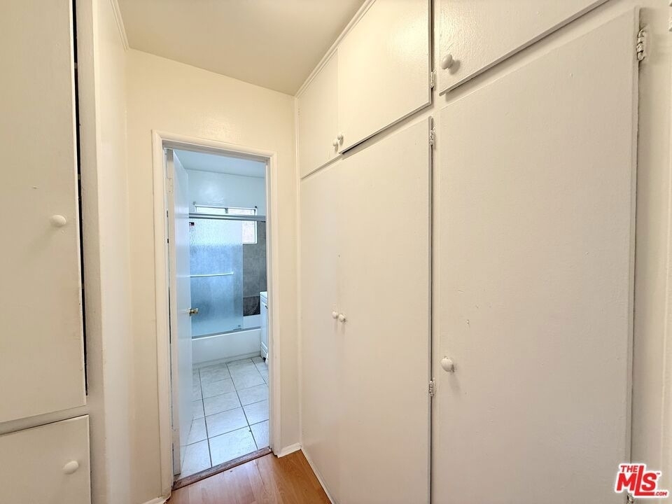 630 N Westbourne Drive - Photo 7