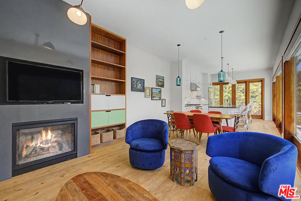 1310 Riviera Avenue - Photo 2