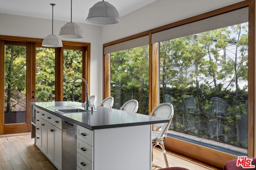 1310 Riviera Avenue - Photo 9