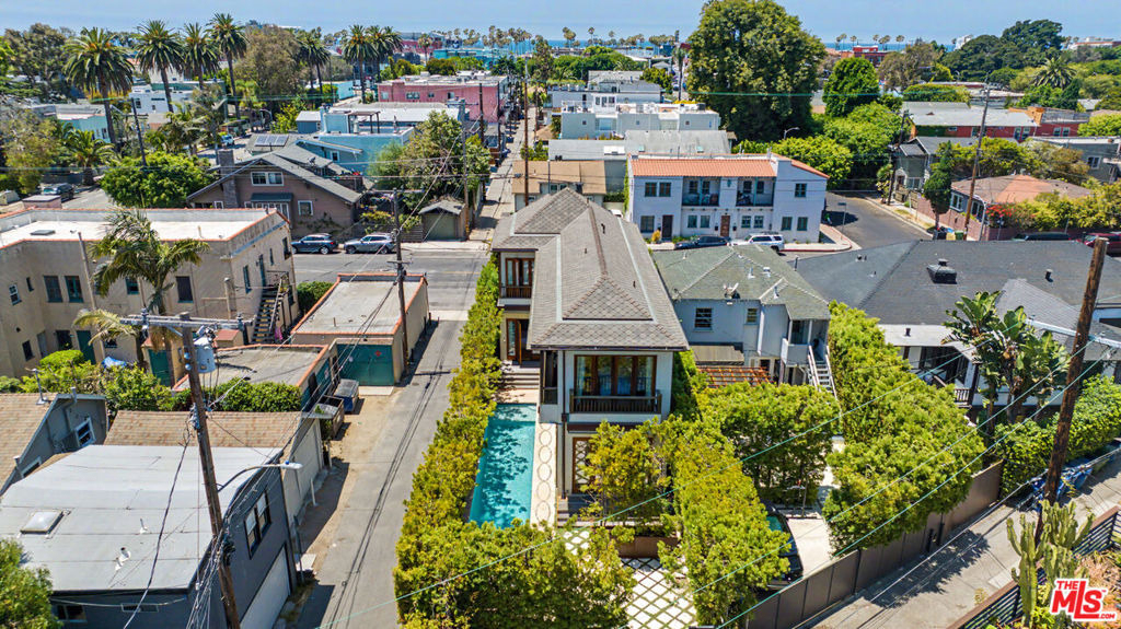 1310 Riviera Avenue - Photo 4