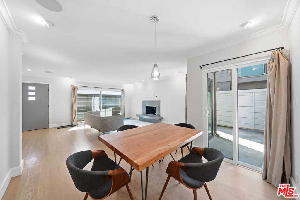 1342 Stanford Street - Photo 4