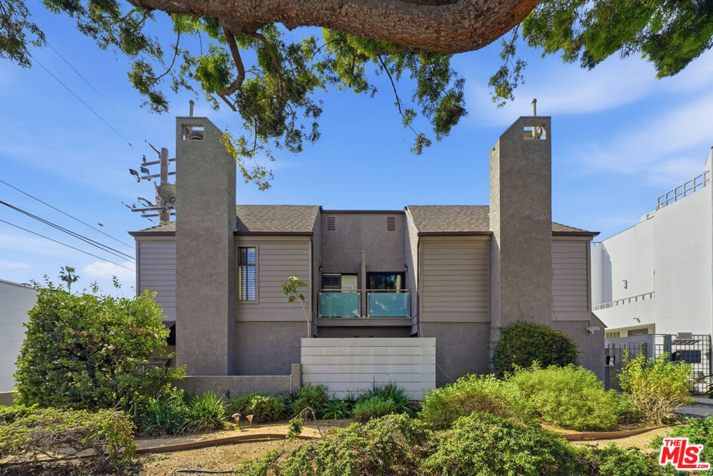 1342 Stanford Street - Photo 1
