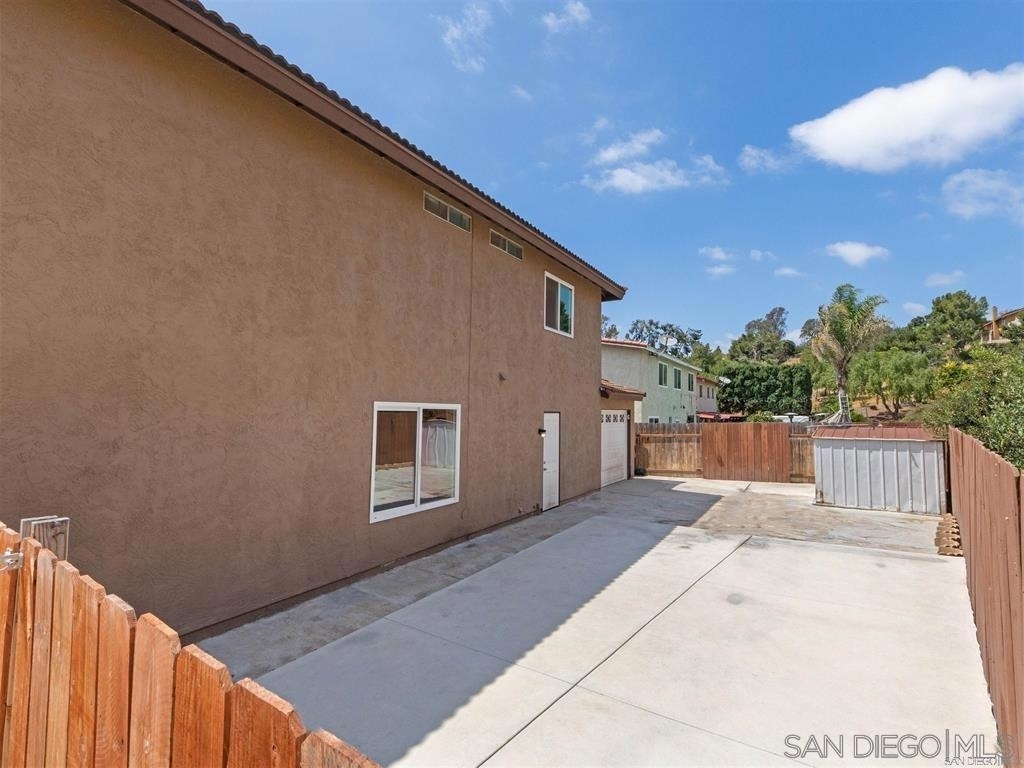 1655 Point Mugu Court - Photo 3