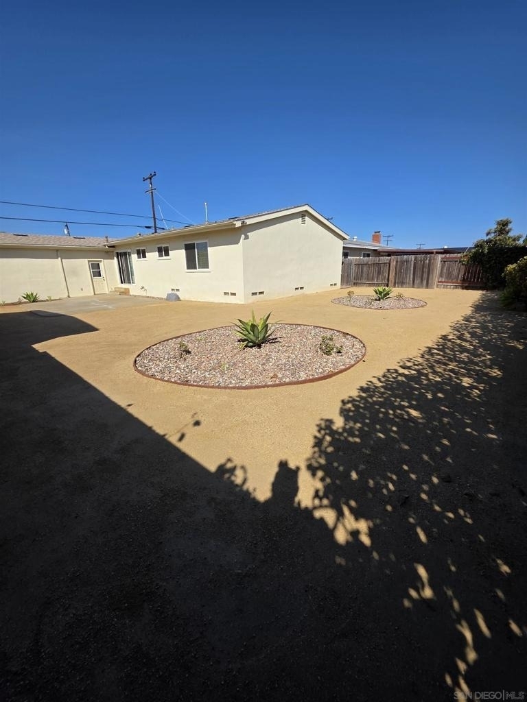 5051 Dubois Drive - Photo 11