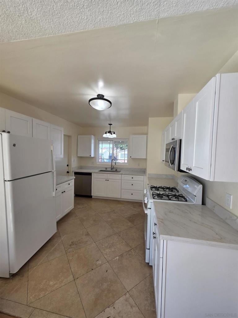 5051 Dubois Drive - Photo 1