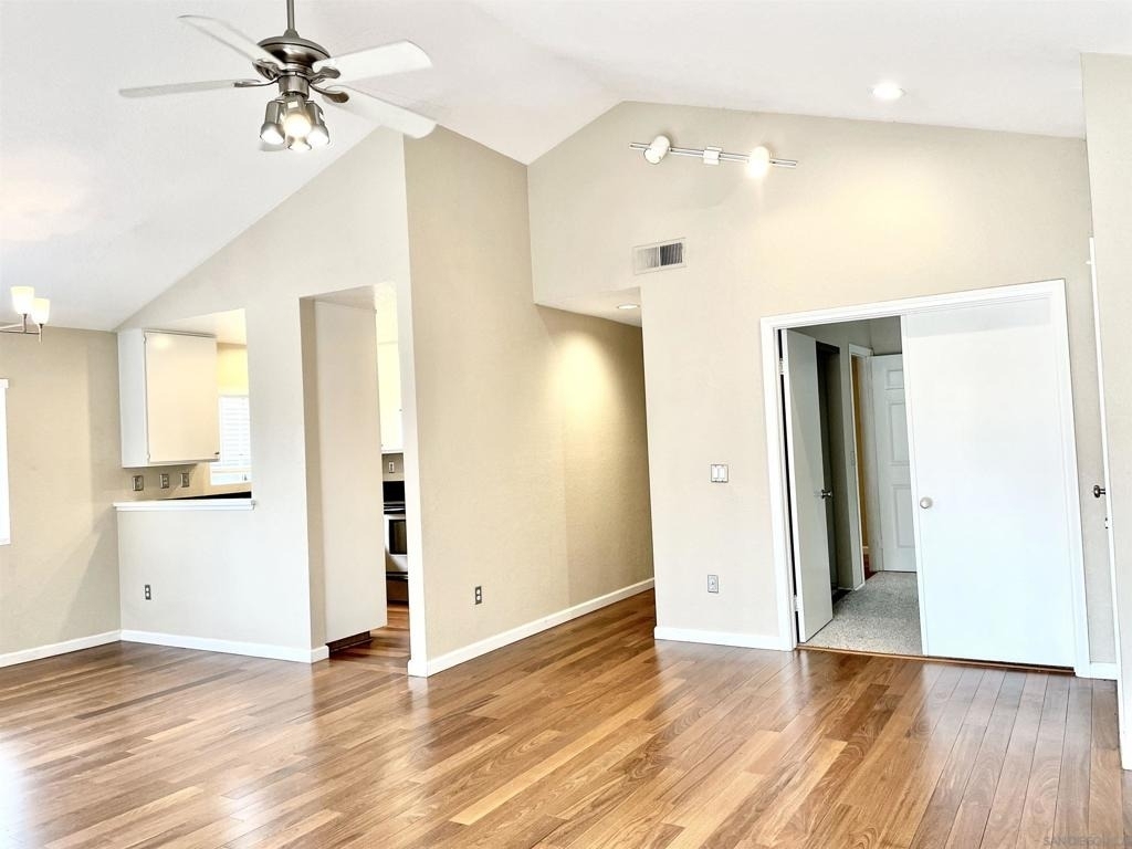 11329 Avenida Los Lobos - Photo 5