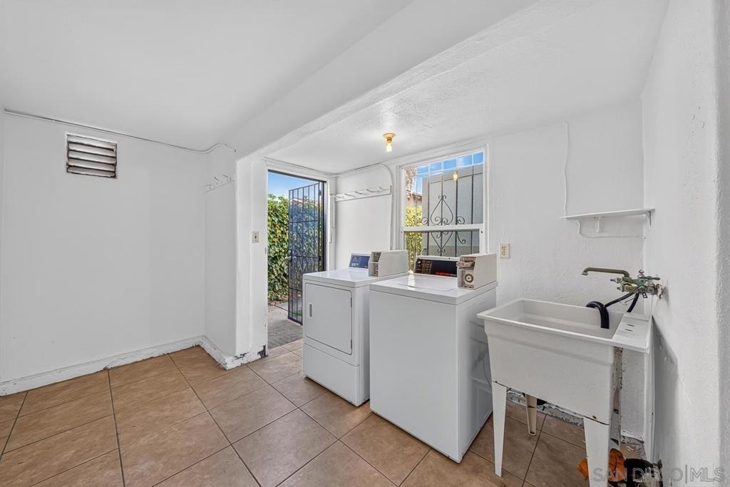 3628 Highland Ave - Photo 18