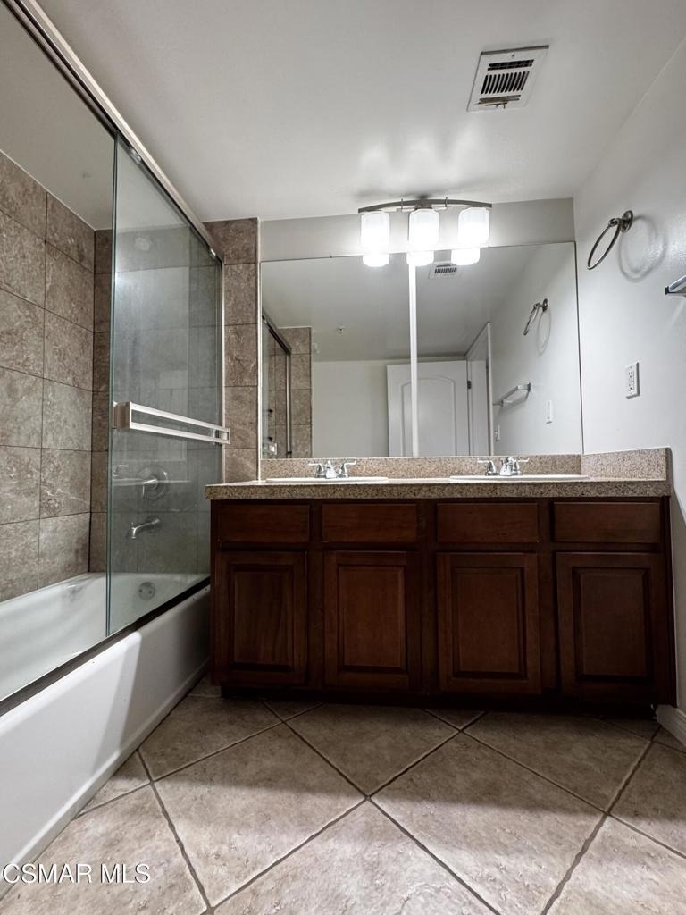 13525 Vanowen Street - Photo 16