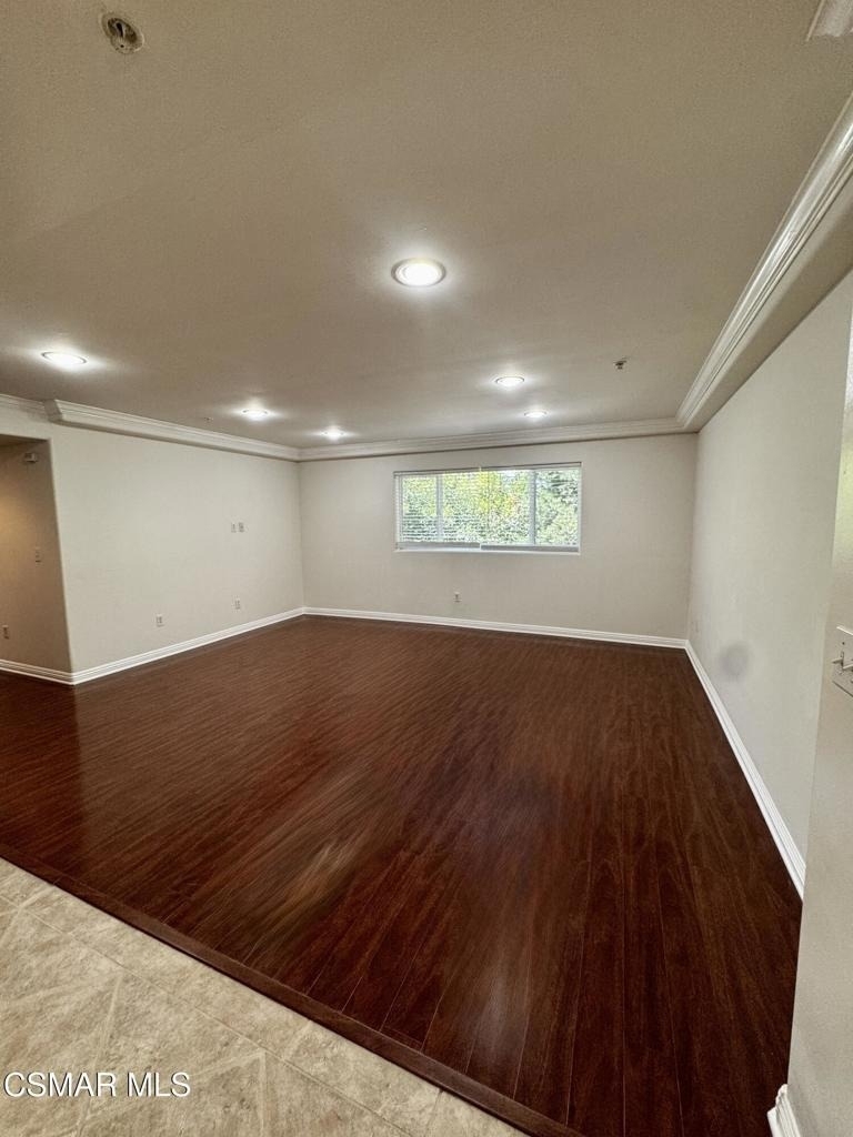 13525 Vanowen Street - Photo 5