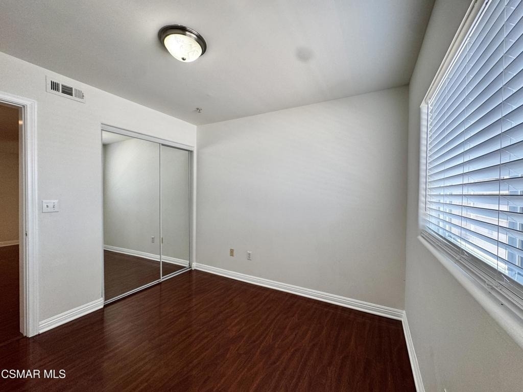 13525 Vanowen Street - Photo 11