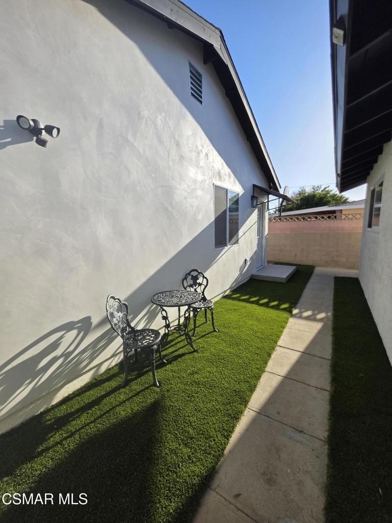 22158 Eccles Street - Photo 13