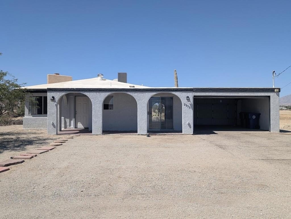 2373 Oahu Lane - Photo 0