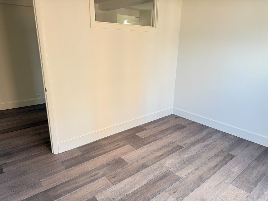 1st Avenue - Photo 11