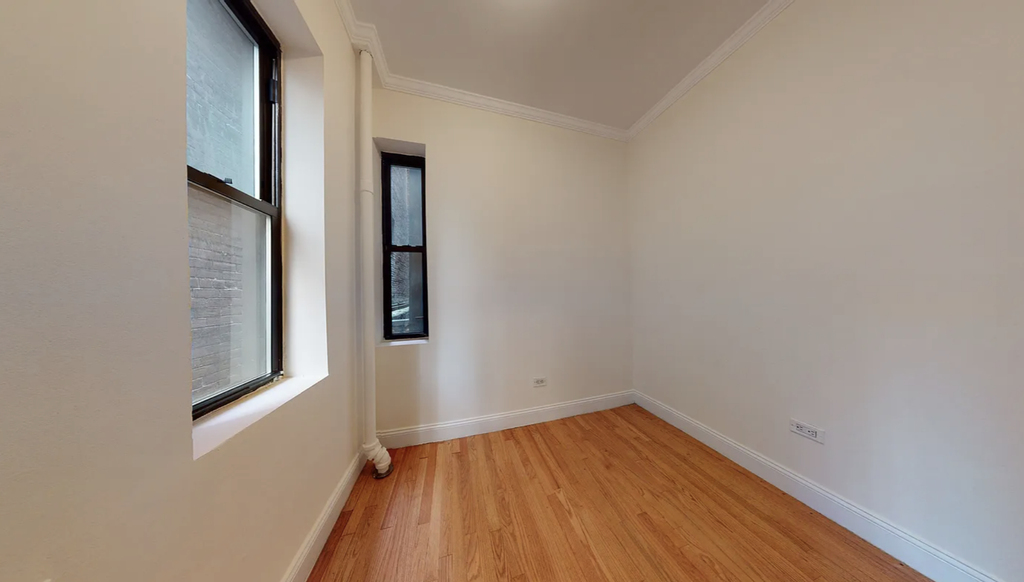  2nd Avenue Murray Hill - Photo 5