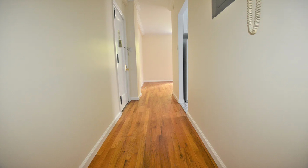 West 45th Street - Photo 1