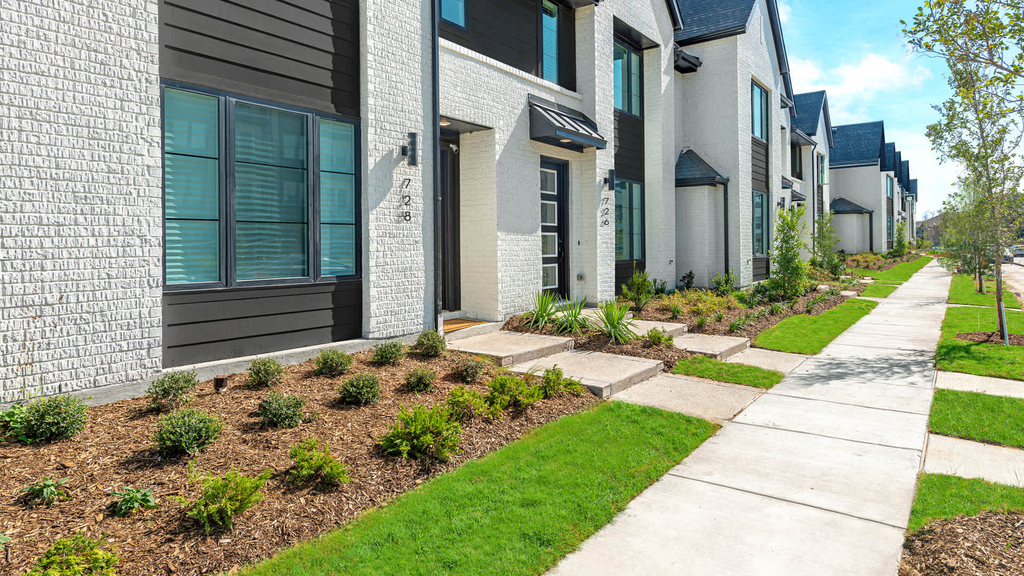 4151 Viridian Village Dr Bld 1 - Photo 1