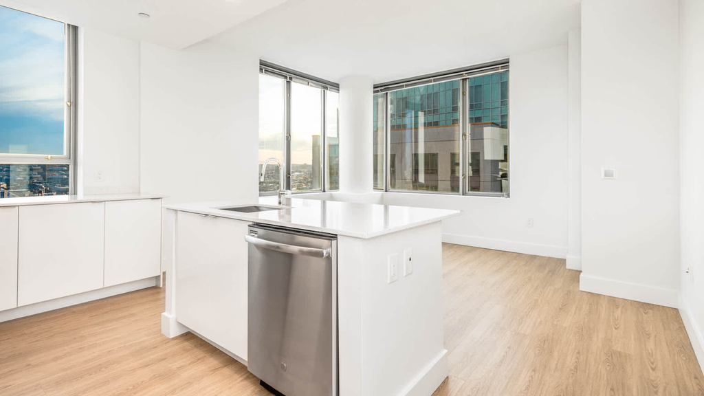 660 Washington St. - Photo 6