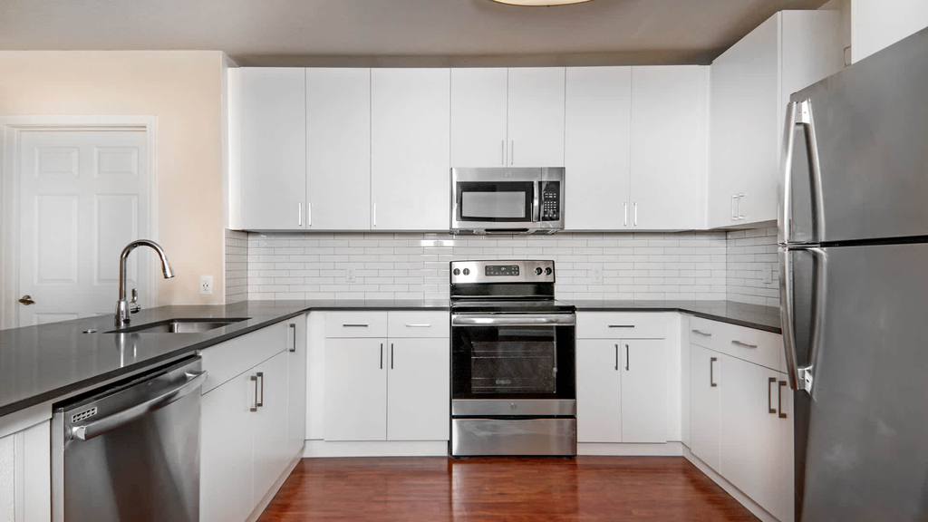 7800 El Camino Real - Photo 3