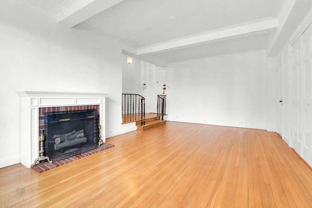 20 Continental Avenue - Photo 4