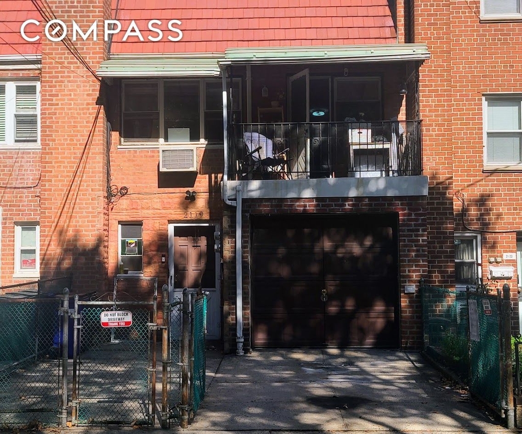 76th Street - Photo 11