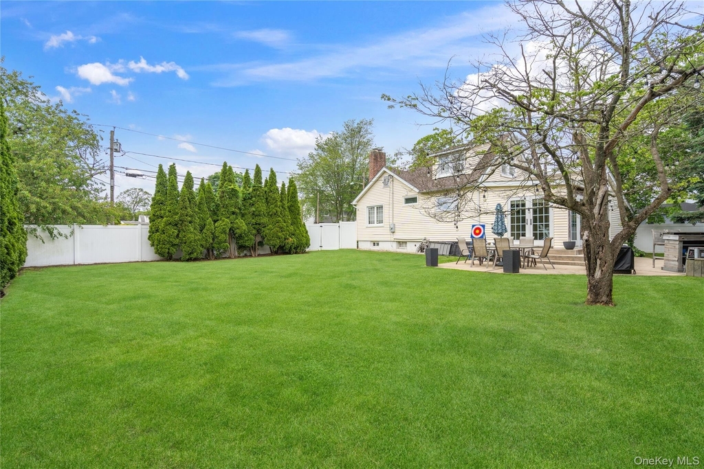 306 Mccall Avenue - Photo 22