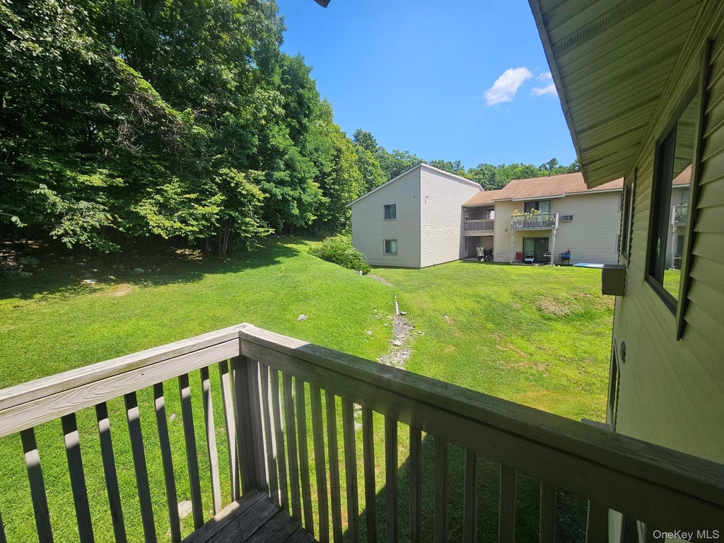 248 Concord Lane - Photo 4