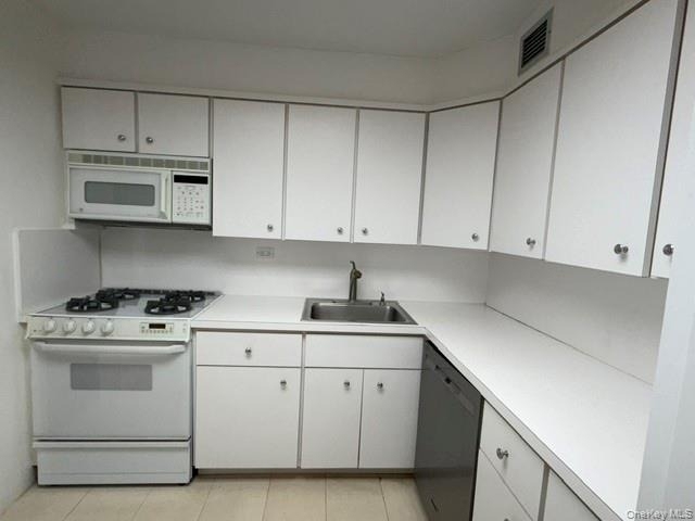 1 Bay Club Drive - Photo 8