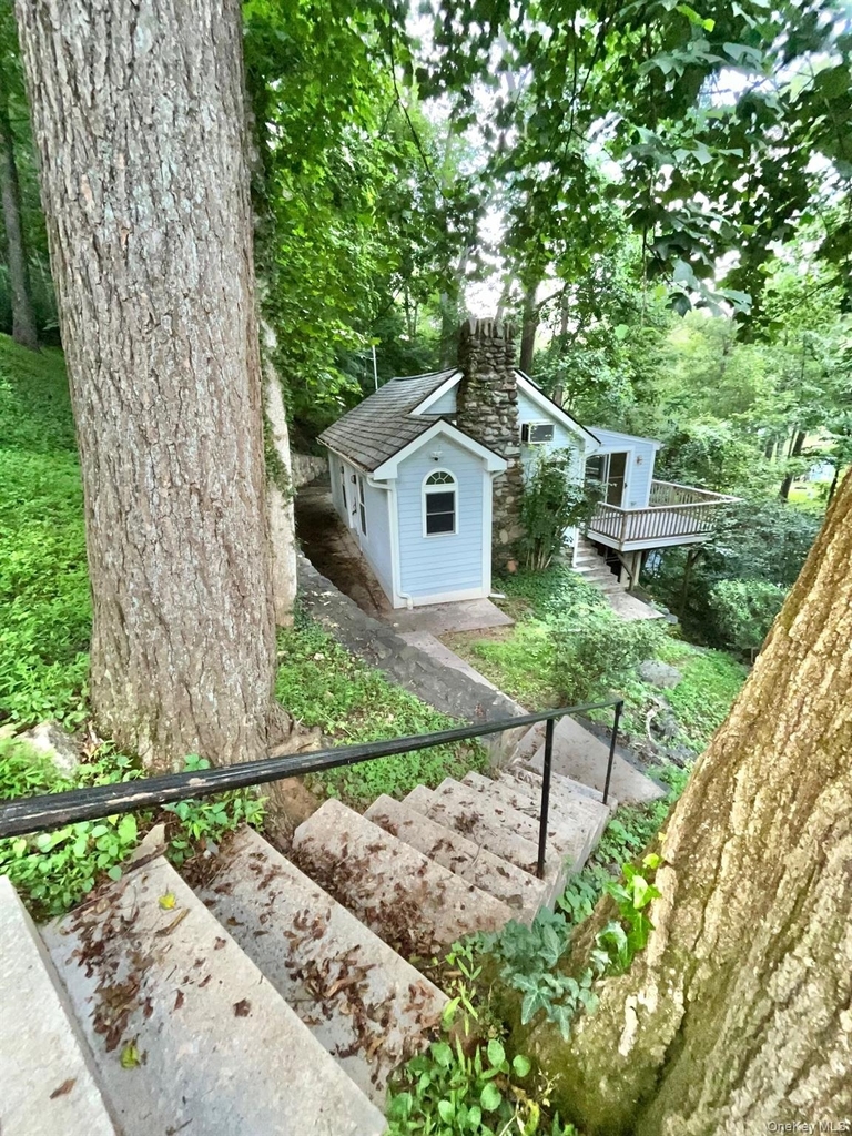 8 Anton Place - Photo 6