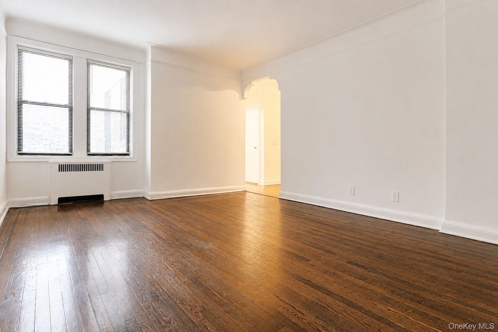 167-10 Crocheron Avenue - Photo 6
