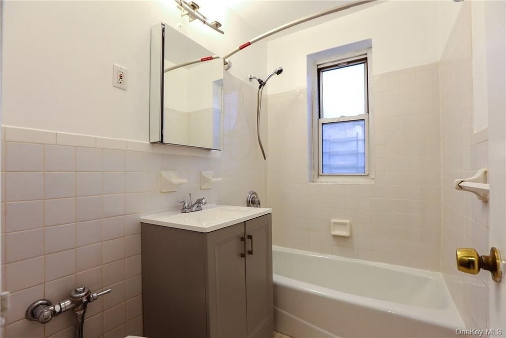 730 Pelham Road - Photo 12