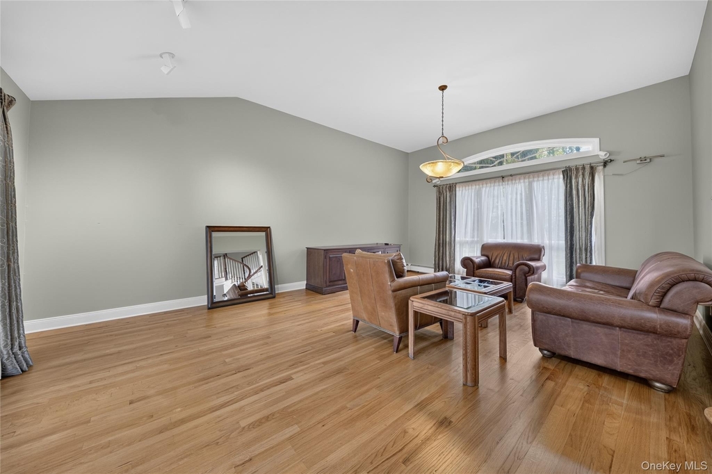 3 Pond Ridge Road - Photo 1