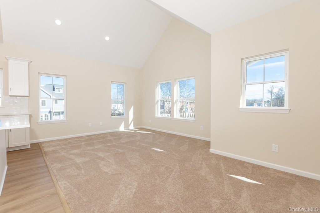 843 Lake Boulevard - Photo 2