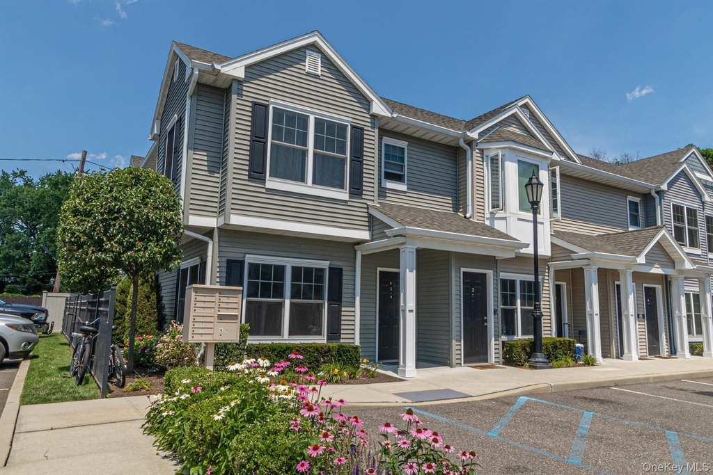 21 Robert Court Street - Photo 16