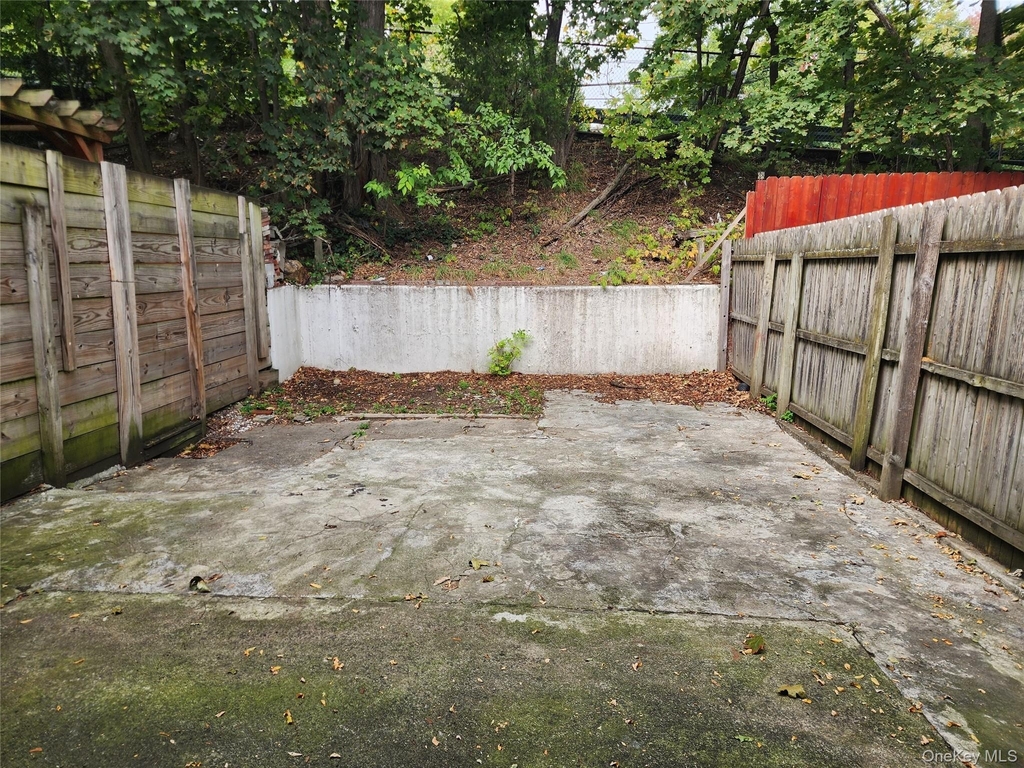 12 Roosevelt Drive - Photo 30