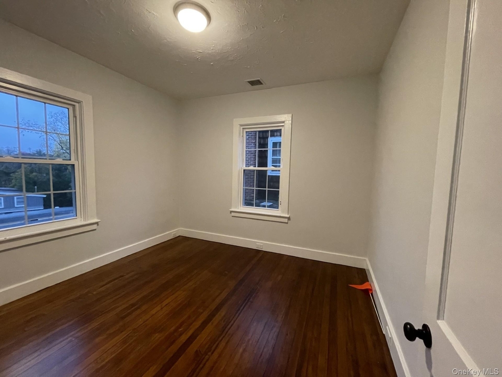 39 Hillside Avenue - Photo 7
