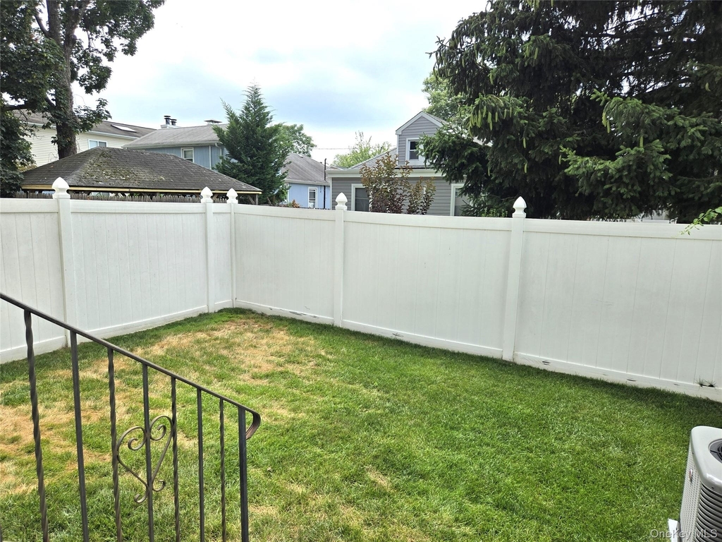 63 Dunwood Road - Photo 18