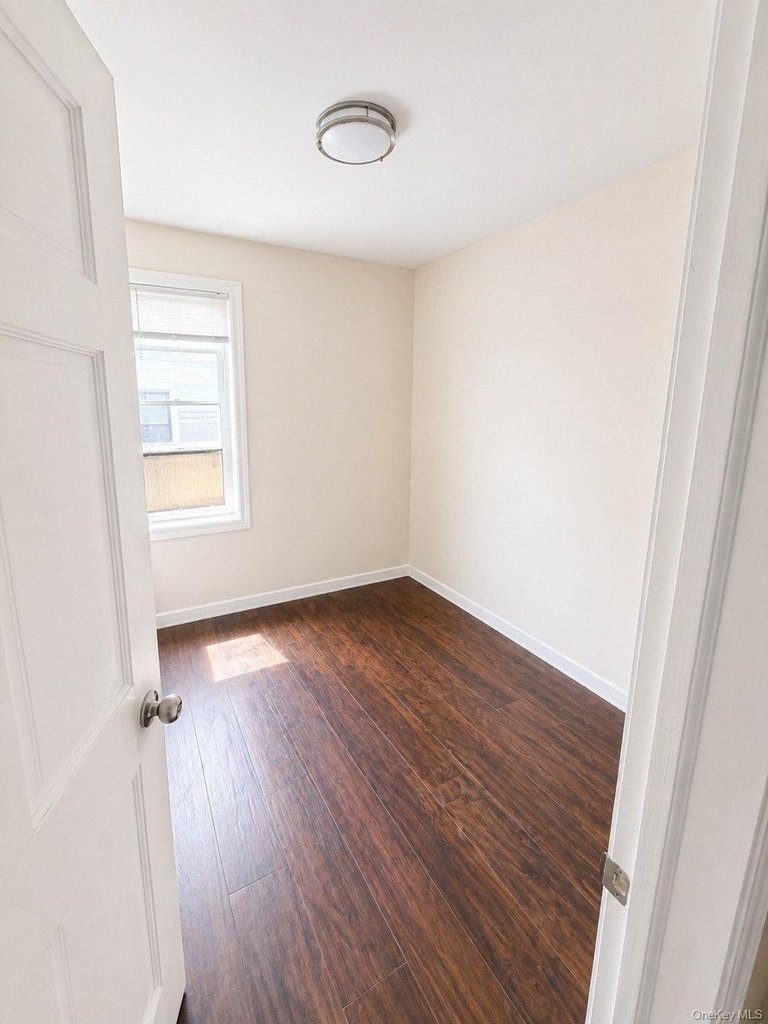 8269 166th Street - Photo 8