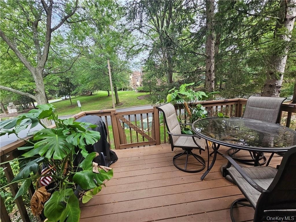 1 Kensington Court - Photo 15