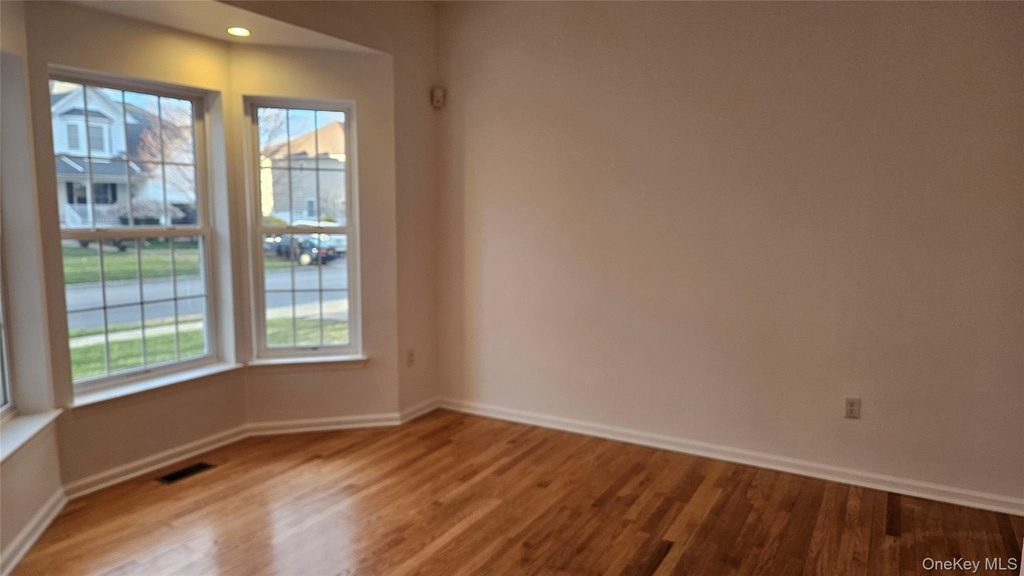 2719 Colonial Drive - Photo 9