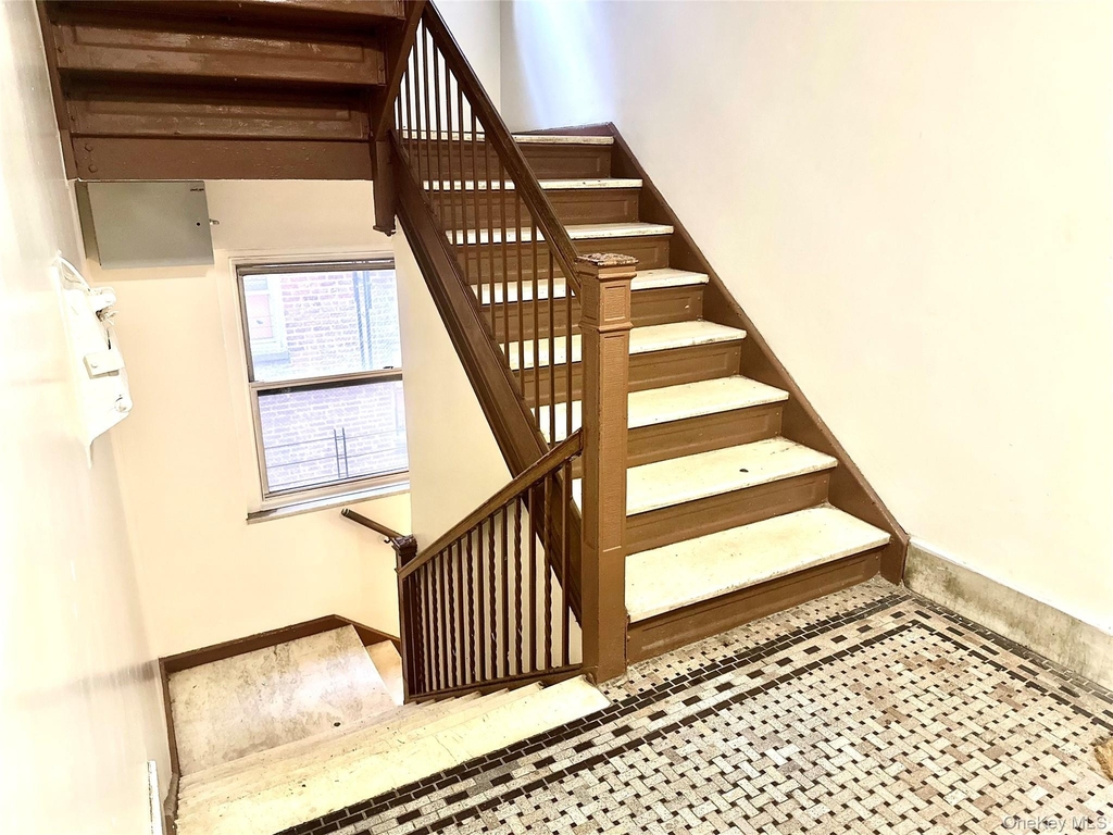 88 Lincoln Avenue - Photo 14