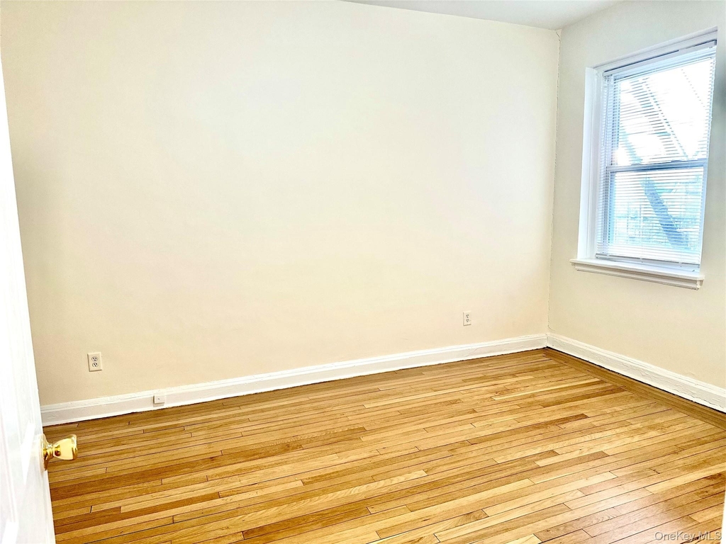 88 Lincoln Avenue - Photo 6