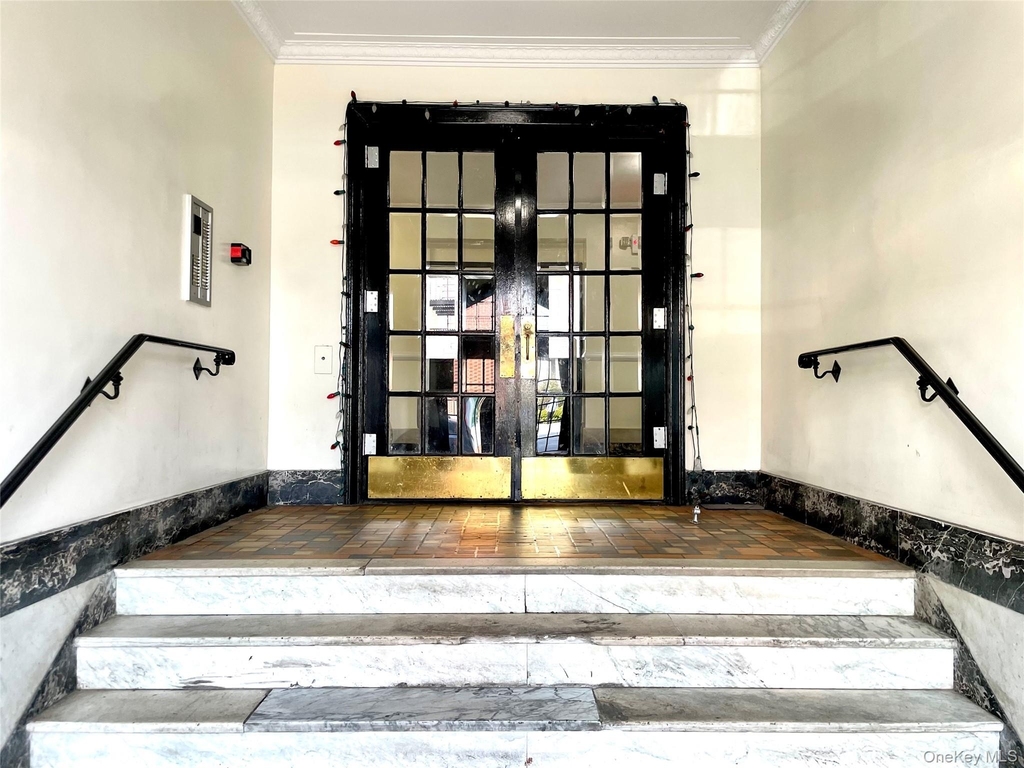 88 Lincoln Avenue - Photo 17