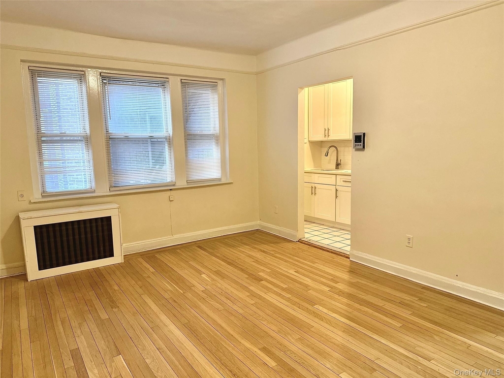 88 Lincoln Avenue - Photo 4