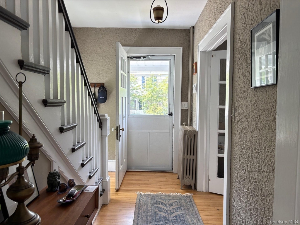 46 Sterling Court - Photo 3