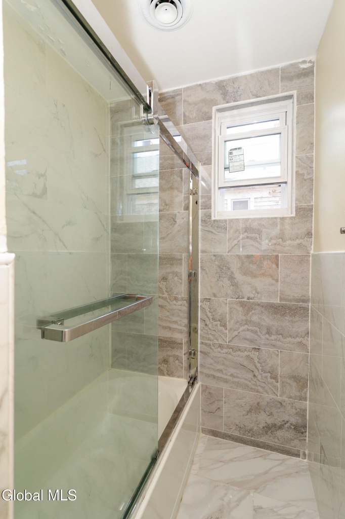 33 W Pine Street - Photo 16