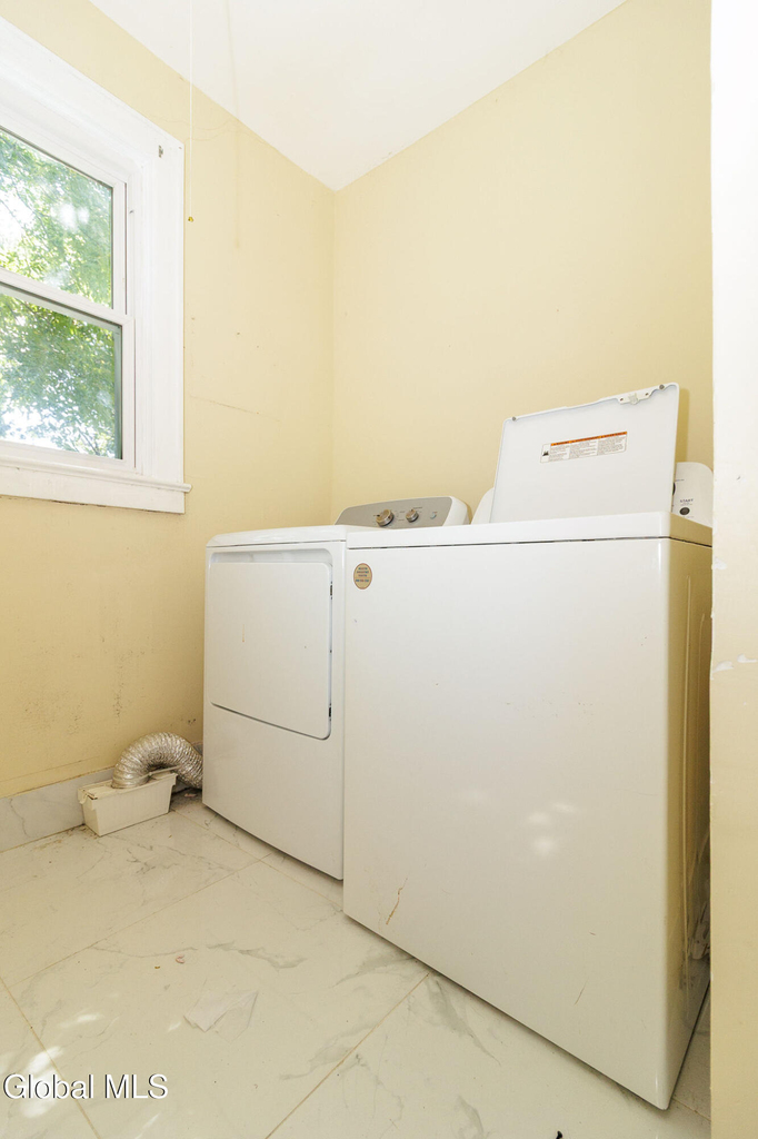 33 W Pine Street - Photo 17